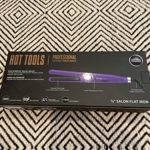 ❌SOLD❌Hot Tools Flat Iron 3/8”
